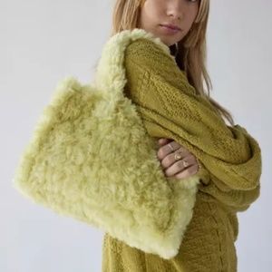 URBAN OUTFITTERS Faux Fur Medium Tote Bag In Green